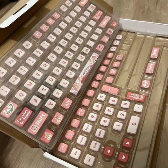 DAREU 118-Key Peach Diffuse Keycap Set - ASA Profile & Dye Sublimation! - Picture 6 of 8